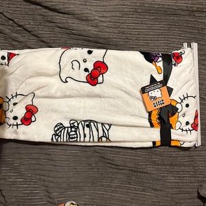 Hello kitty Halloween blanket